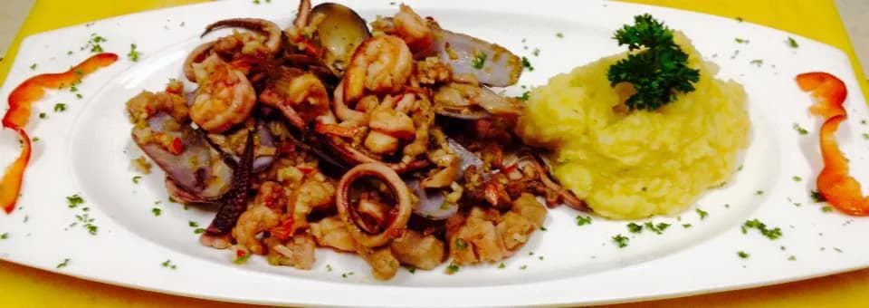 Seafood plate